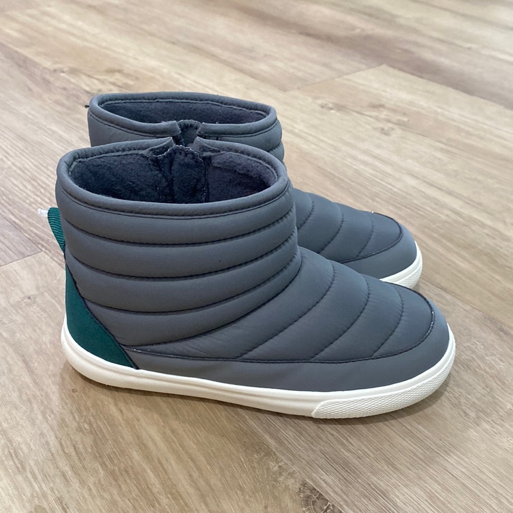 NEW Baby Boys Cat & Jack Ainsley Zipper Booties